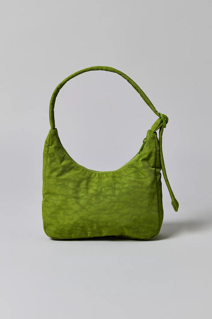 Bolsa BAGGU Mini Shoulder Bag em Nylon Reciclado